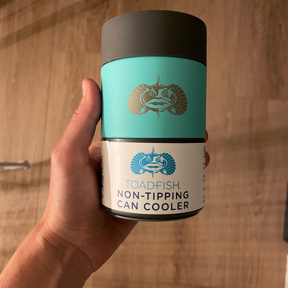 Non-tipping can cooler great for boats